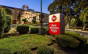 Best Western Plus Hill Country Suites - San Antonio